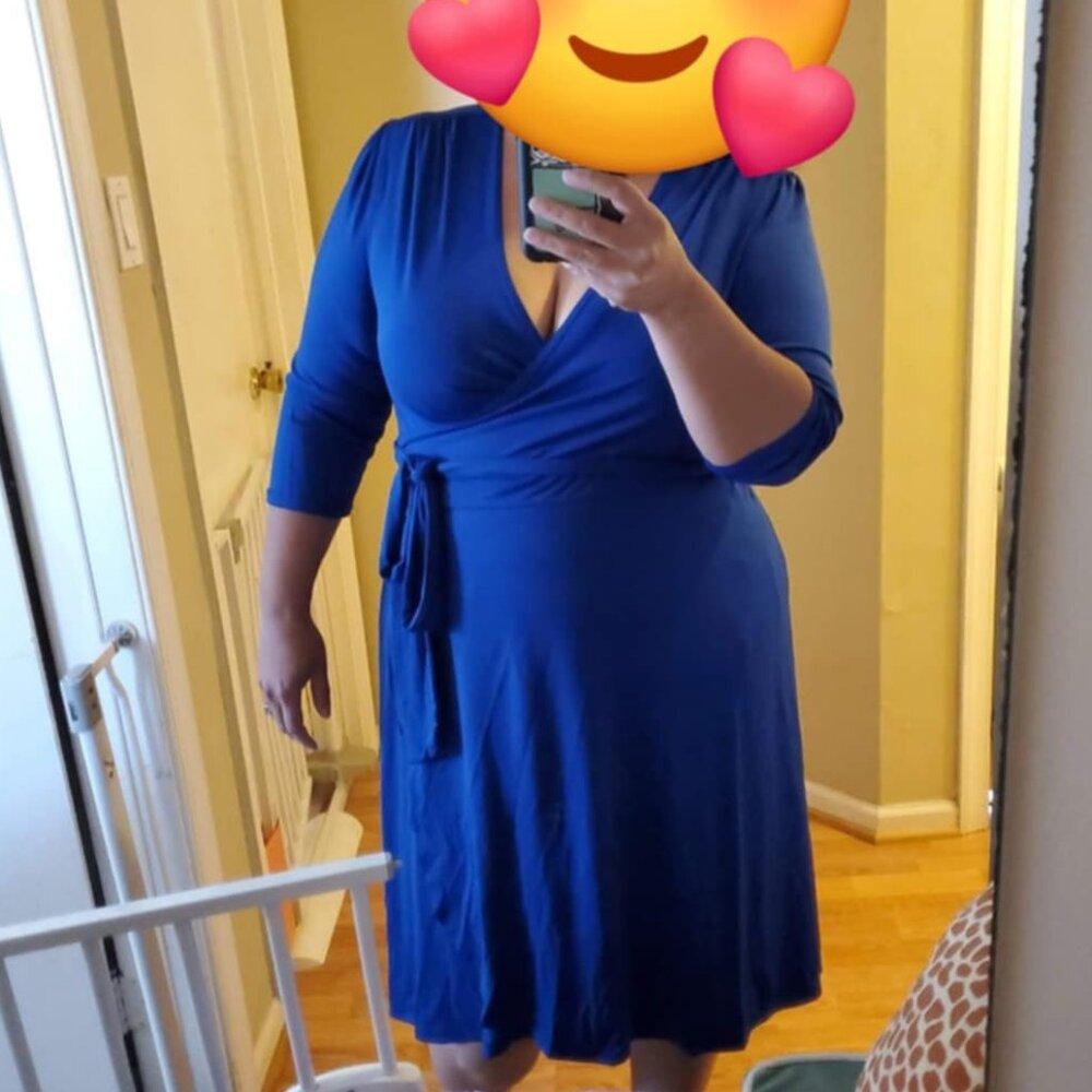 1X Plus Size Blue Wrap Dress | Flattering Fit, Pre-Loved